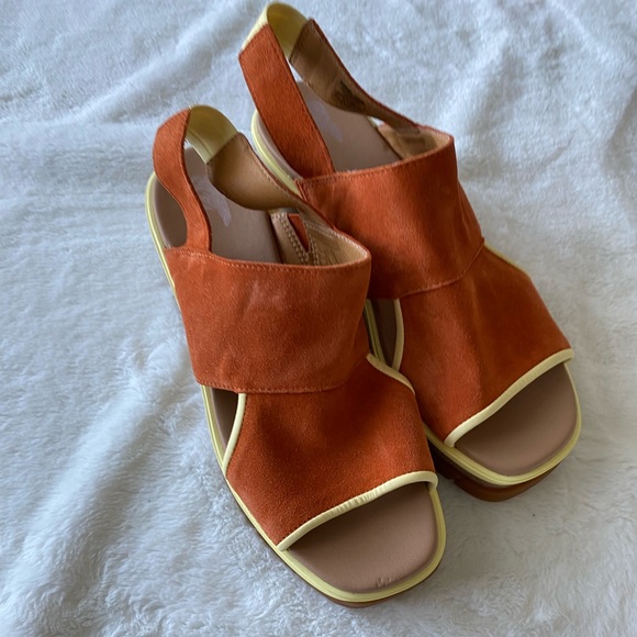 Sorel Women’s Wedge Joanie III Slingback in Desert Sun Orange Sandals 10.5 - Picture 4 of 11